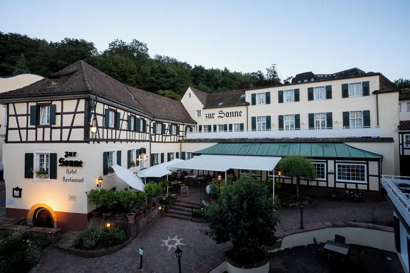 Romantik Hotel zur Sonne - Image 1