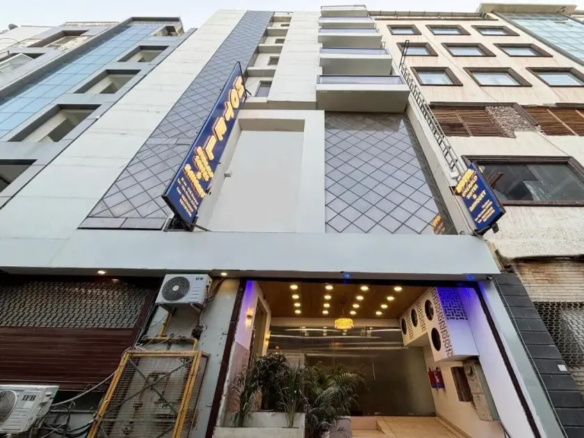 Hotel Emerald Suites By Aura - Image 1