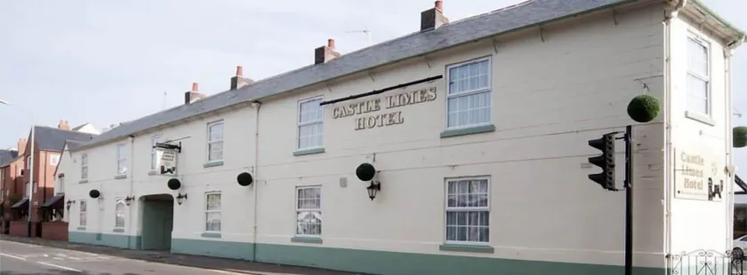 Castle Limes Hotel - Image 1