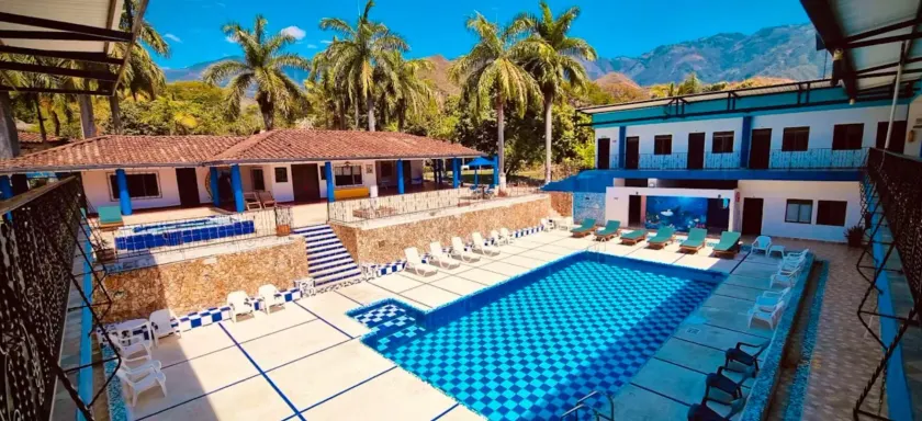Hotel Villa Alicia - Image 1