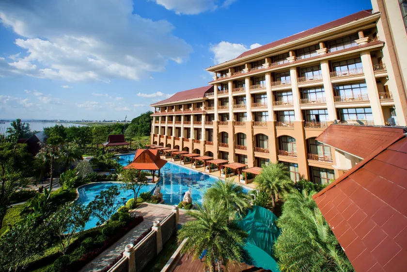 Landmark Mekong Riverside Hotel - Image 1