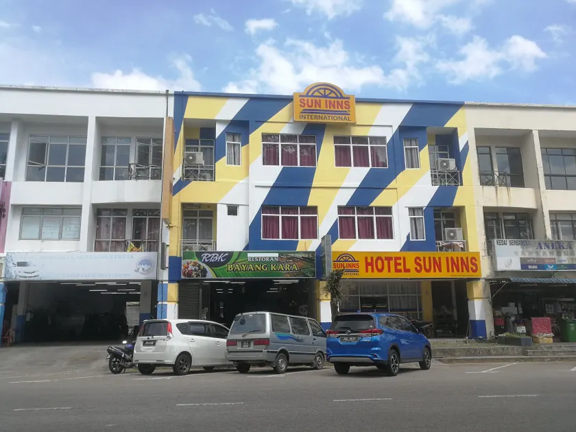 SUN INNS PERMAS JAYA - Image 1