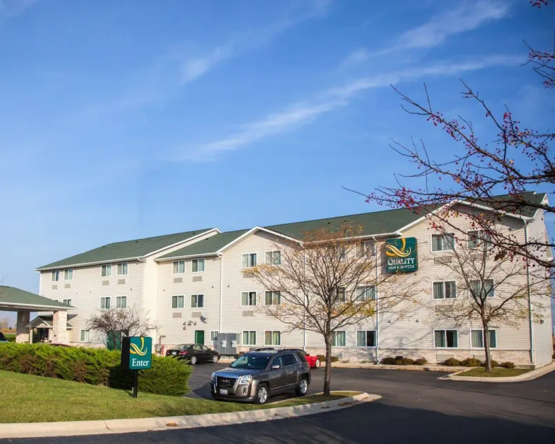 Quality Inn & Suites Loves Park near Rockford - Image 1