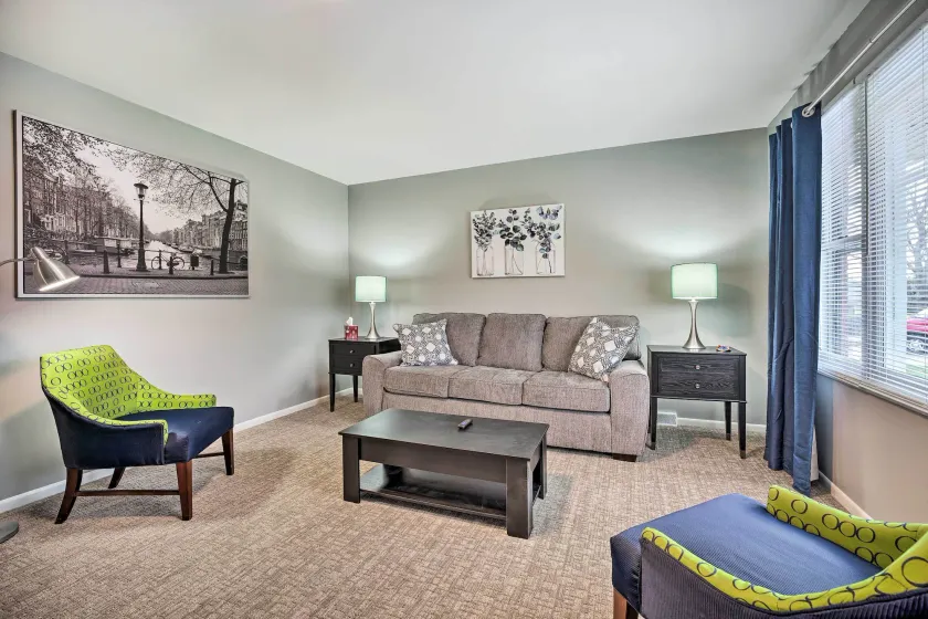 Homey Duplex - 10 Mi to Downtown Grand Rapids! - Image 1