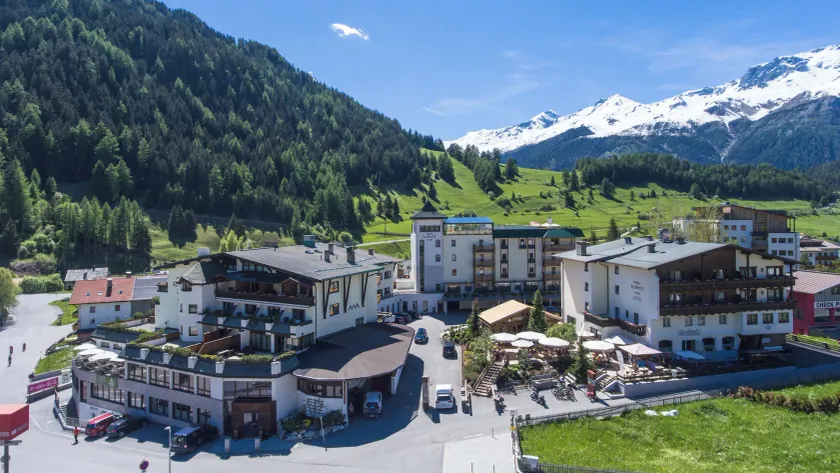 Wellnesshotel Mein Almhof Superior - Image 1