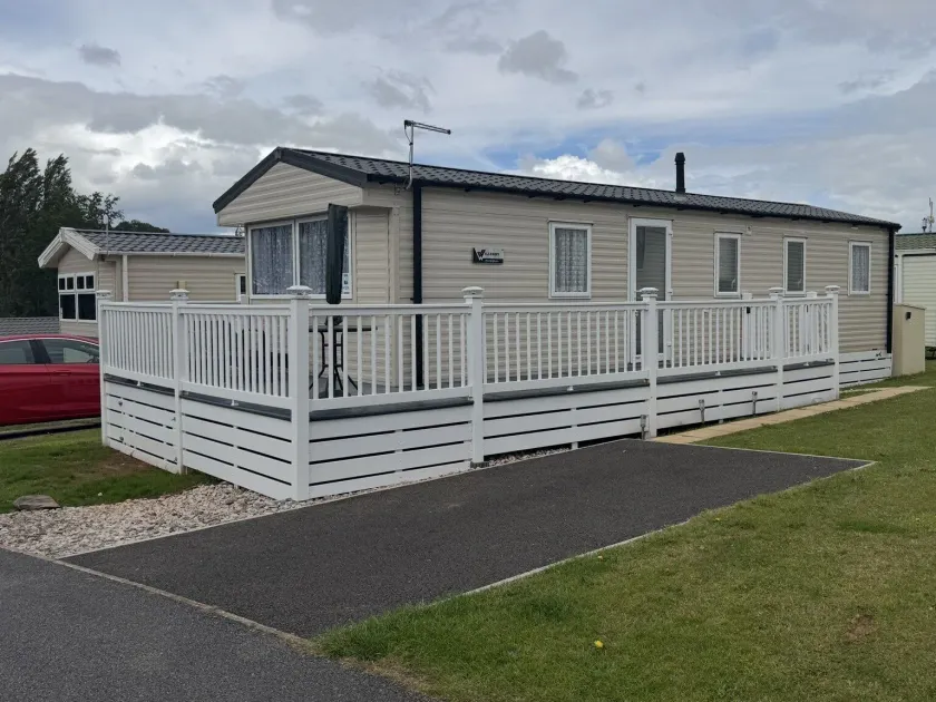 Golden sands holiday park- pitch H84 - Image 1