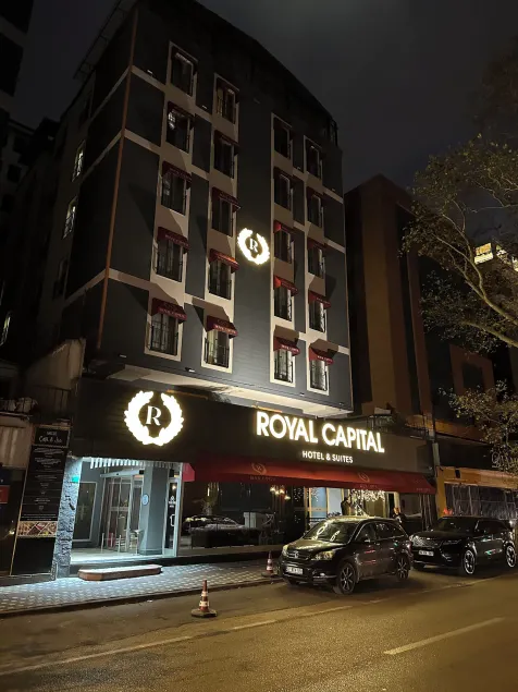 Royal Capital Thermal & Spa Hotel - Image 1