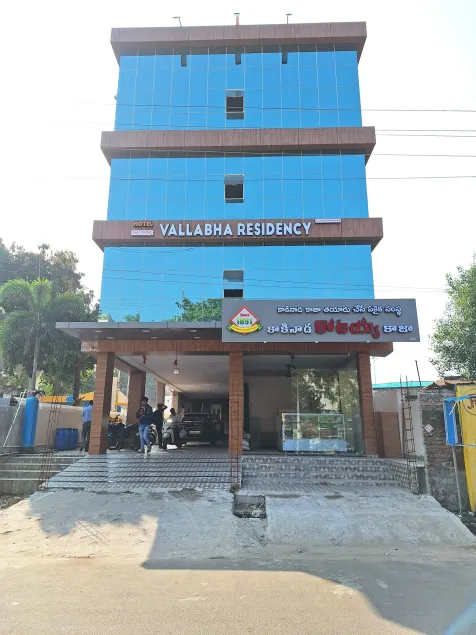 HOTEL VALLABHA RESiDENCY - Image 1