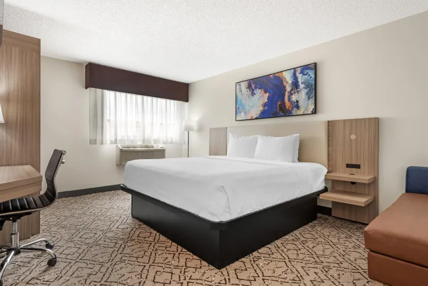 Best Western Airport Inn - Image 1