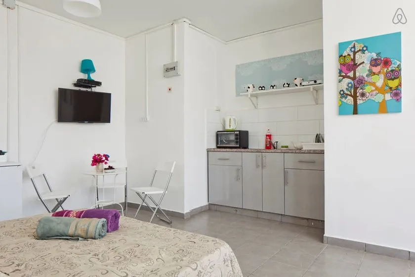 Ha-Carmel Market Apartment - Camera