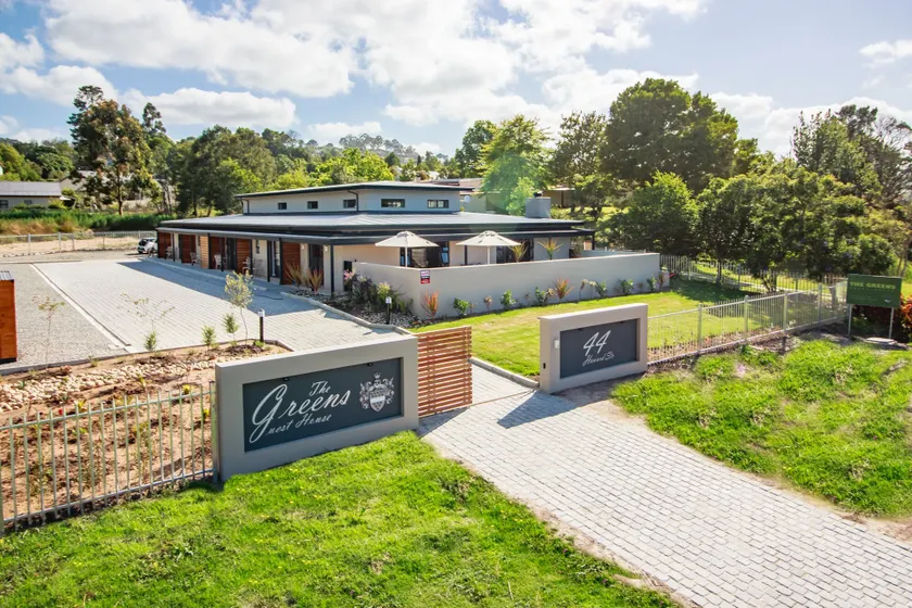 The Greens Guest House - Image 1