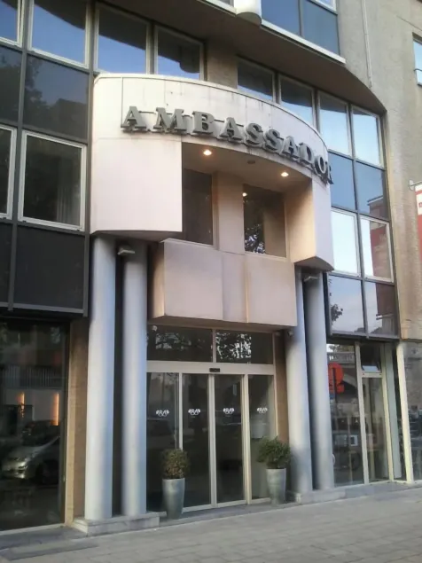 Ambassador Suites Antwerp - Image 1