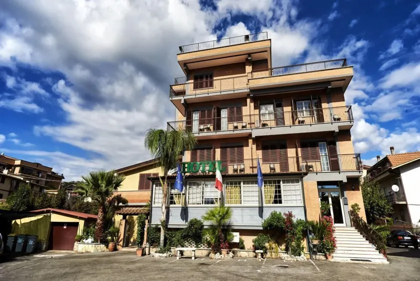 Hotel La Brocca - Image 1