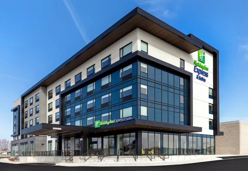 Holiday Inn Express & Suites St Thomas - Image 1