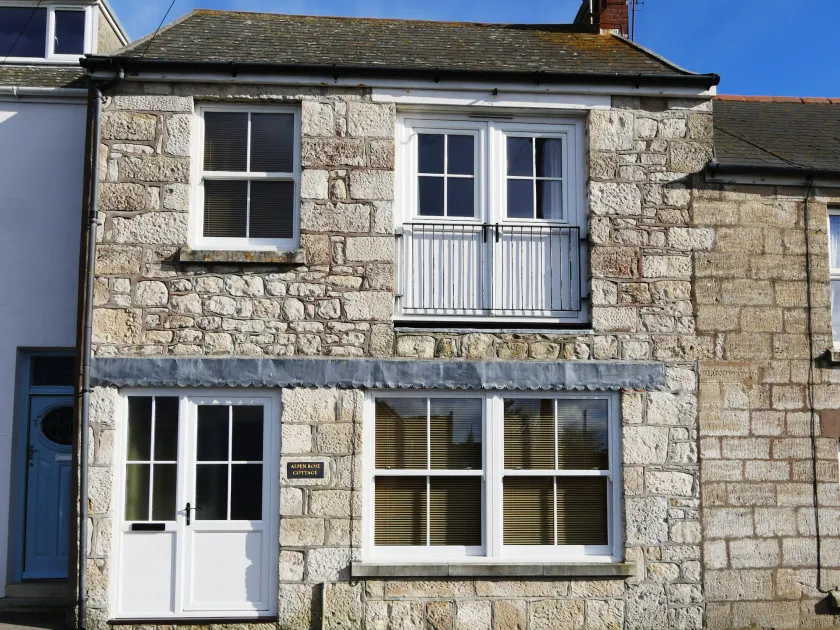 Alpen Rose Cottage - Image 1
