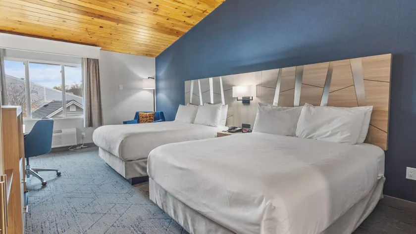 Best Western Plus, The Inn at Hampton - Image 1
