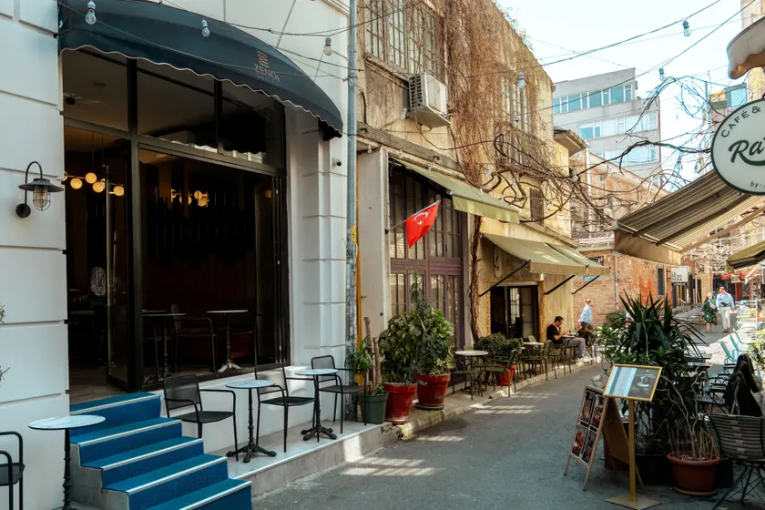 Le Port Karaköy - Image 1