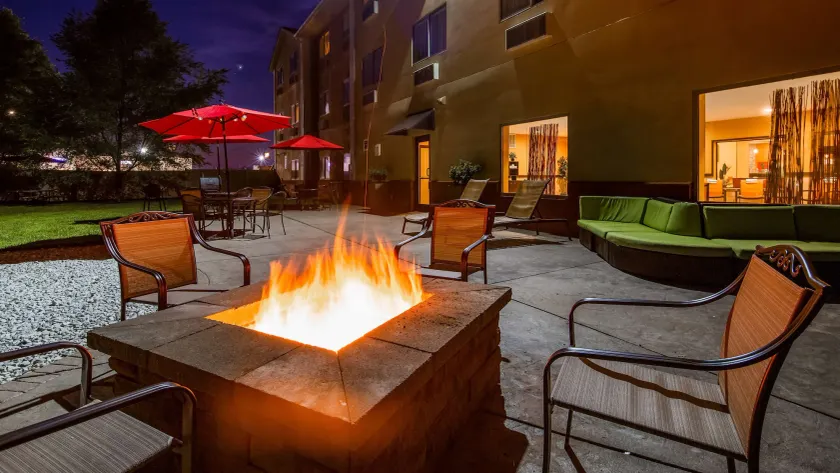 Best Western Plus Whitewater Inn - Image 1