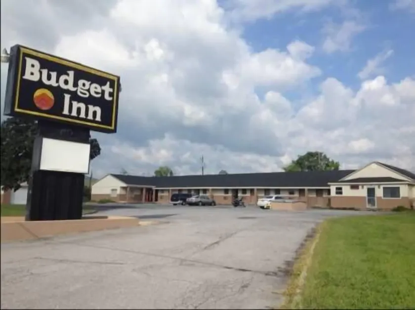 Budget Inn - Strasburg - Image 1