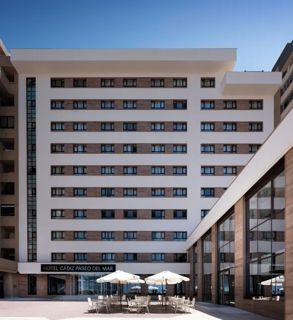 Hotel Cádiz Paseo del Mar, Affiliated by Meliá - Image 1