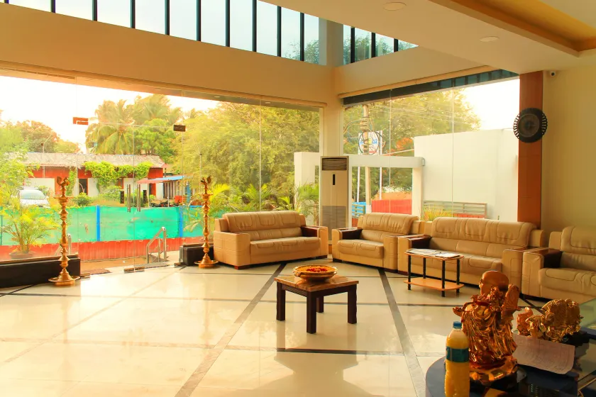 Hotel Ashoka - Image 1