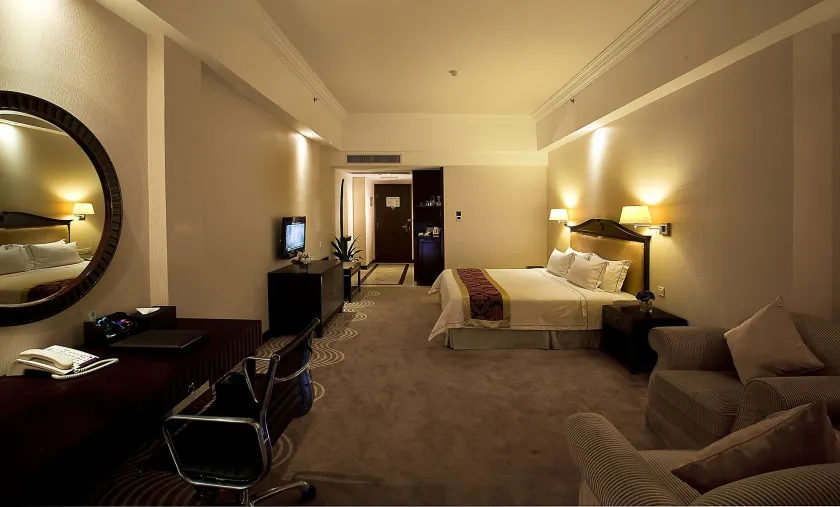 Country Garden Phoenix Hotel Xianning - Image 1