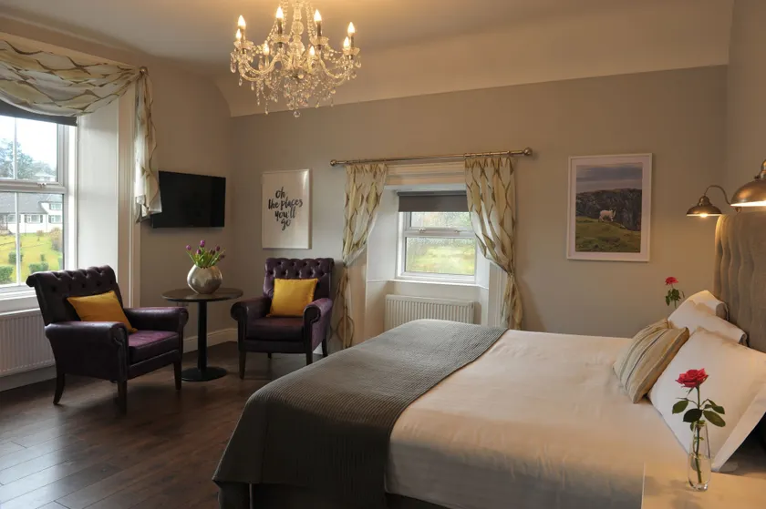 The Gateway Lodge - Image 1
