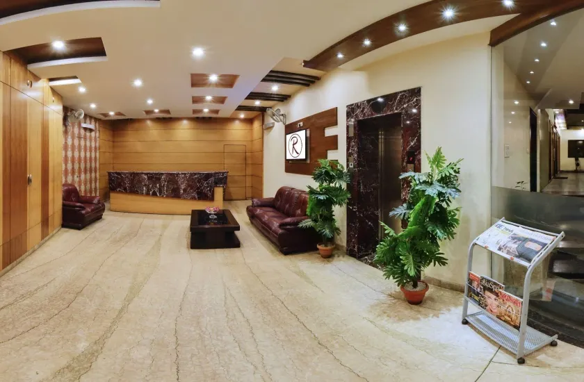 Regal Hotel - Image 1
