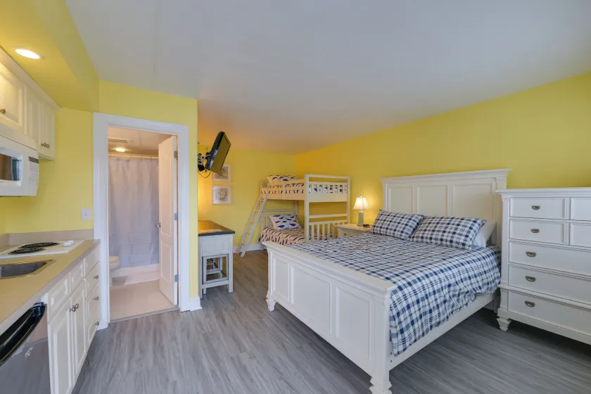 Walk to Boardwalk & Beach! Ocean City Studio - Image 1