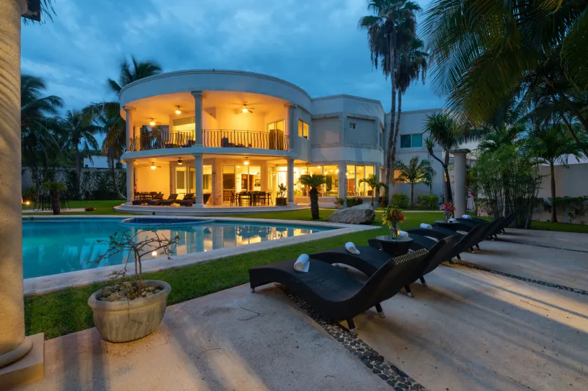 Villa Palmeras - Image 1