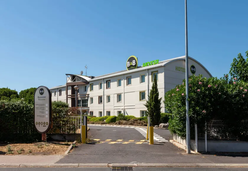 B&B HOTEL Béziers - Image 1