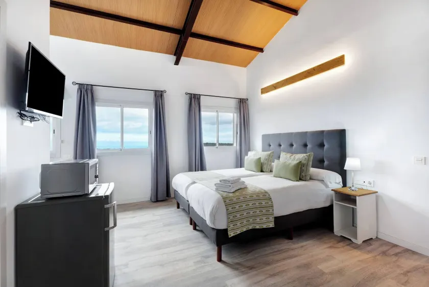 Appartement de vacances 'Casa Lomo El Aire Aceviño' avec vue sur la mer, piscine partagée et Wi-Fi - Image 1