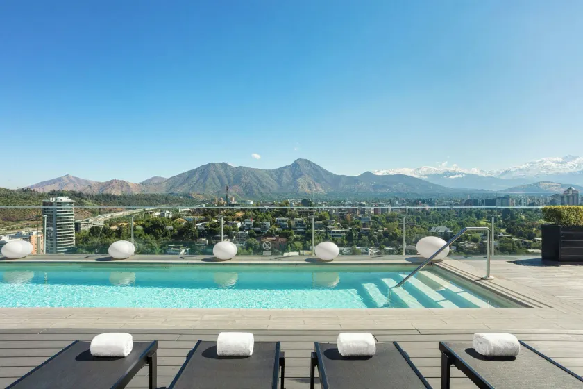 W Santiago - Image 1
