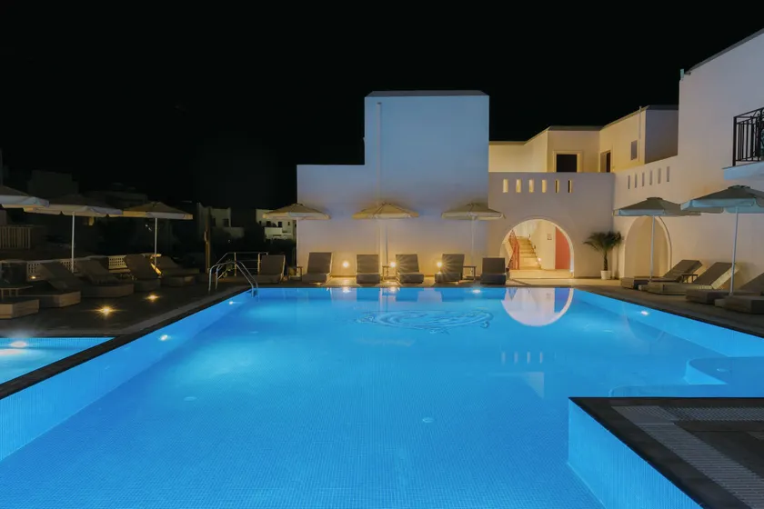 Perla Hotel - Image 1