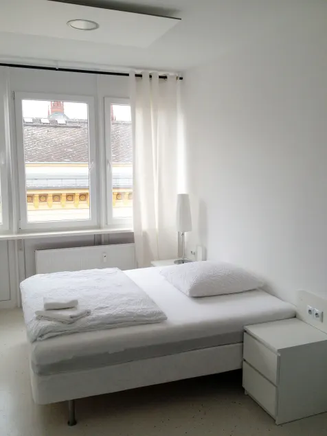 Business Hostel Wiesbaden ONE - Image 1