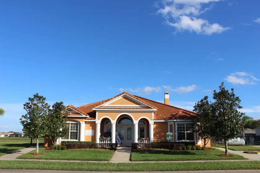 Affordable 4 bedrooms at Crystal Cove 1527 - Image 1