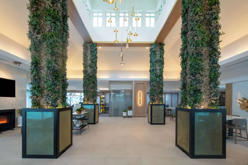 Hilton Garden Inn Orlando Airport - Image 1