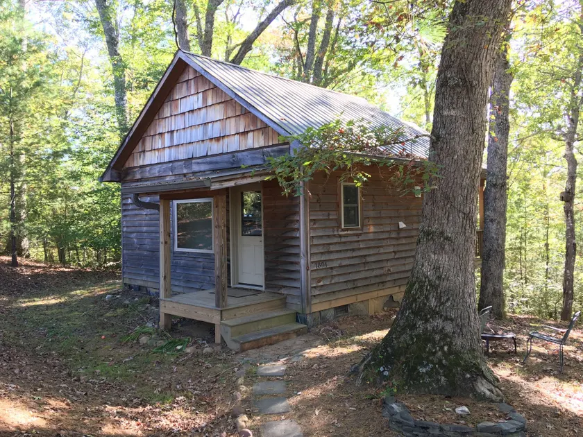 River House Inn - Image 1