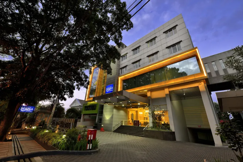 Grand Serela Setiabudhi Bandung - Image 1