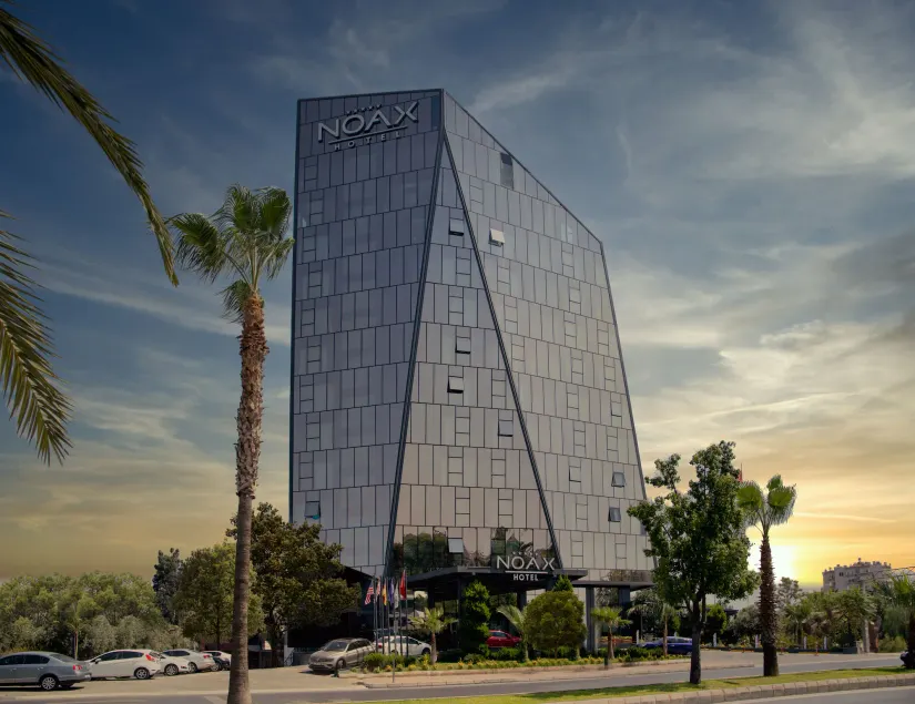 Noax Hotel - Image 1