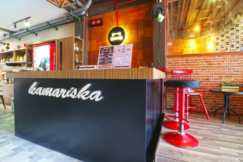 Kamariska Hostel - Image 1
