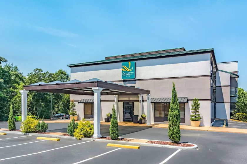 Quality Inn Columbus near Fort Benning - Image 1