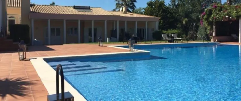 Villa Magnolia - Alojamiento local - Image 1
