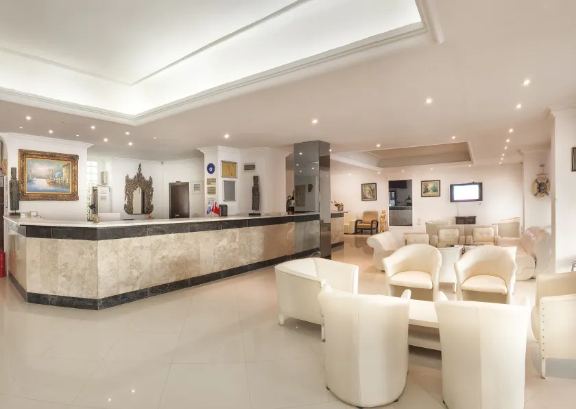 Temple Beach Hotel - Recepción