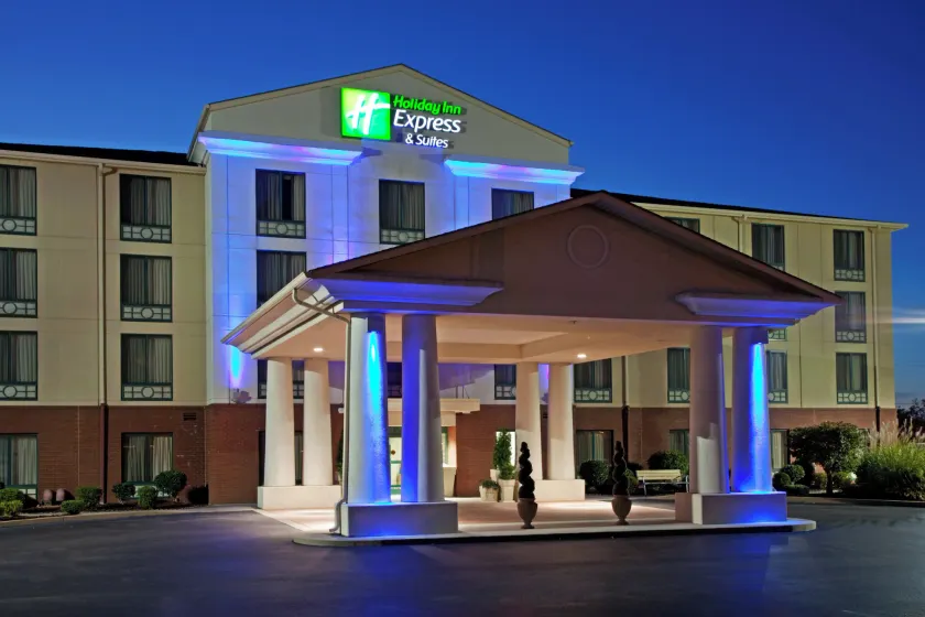 Holiday Inn Express Hotel & Suites Murray by IHG - Image 1