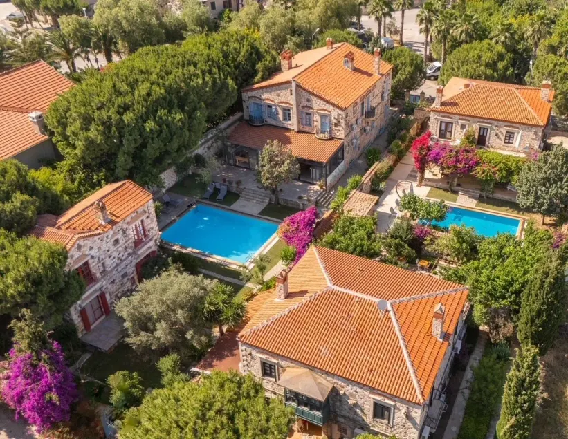 Alacati Zeytin Konak Hotel - Image 1