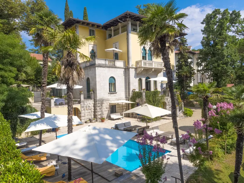 Hotel Villa Astra - Image 1