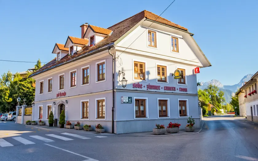 Guest House Pri Cesarju - Image 1