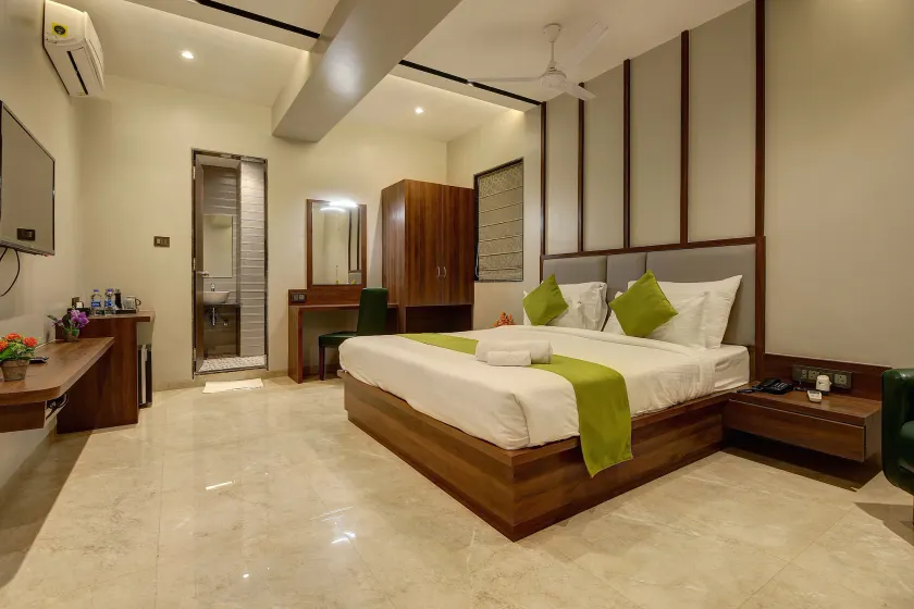  MAGNUS FORTUNE HOUSE, BUSINESS HOTEL - Image 1