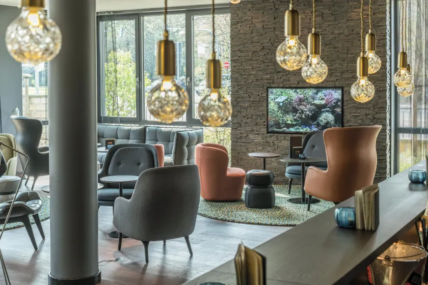 Motel One Dresden-Palaisplatz - Image 1